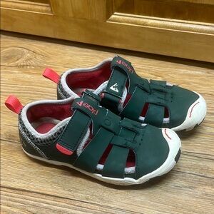 PLAE Sam 2.0 green sandals